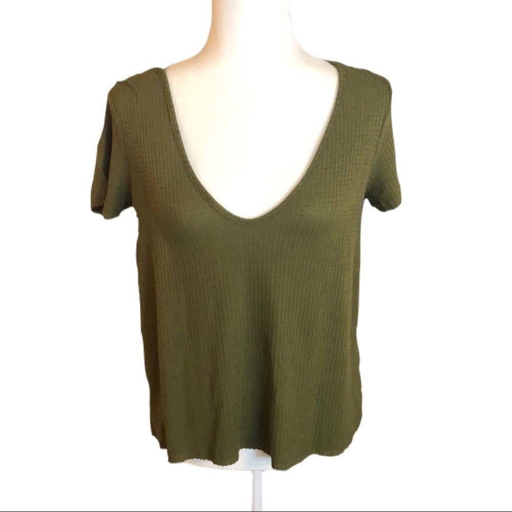 F21 Sage green top S